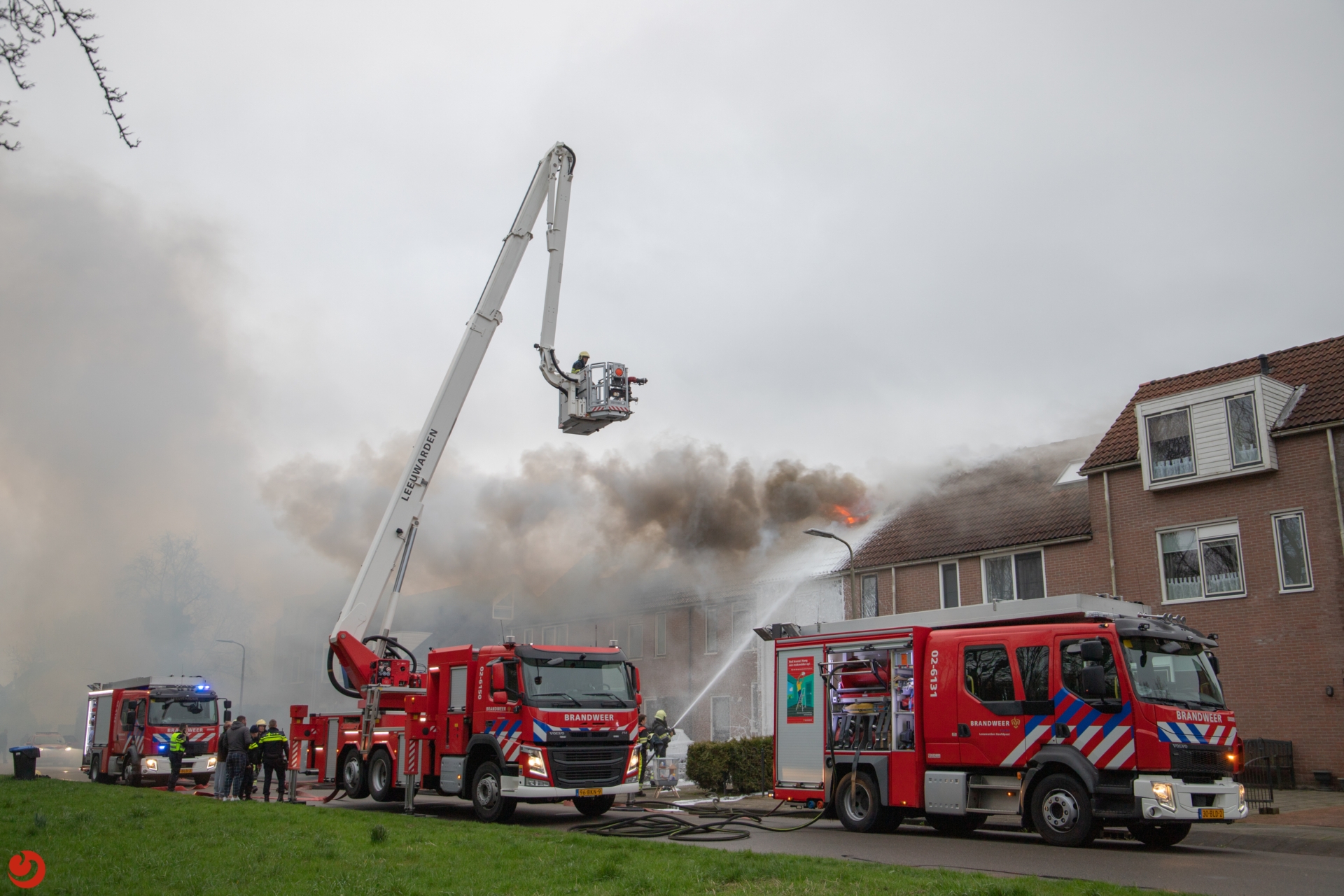 Twee Gewonden Bij Felle Uitslaande Woningbrand In Leeuwarden – 112 Fryslân